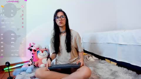 liahoney__ online show from 12-04-25, 11:35