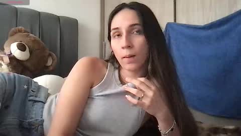 Snapshot of liahrommie chatting on 02-11-26, 09:20 Amy online show from 02-11-26, 09:20