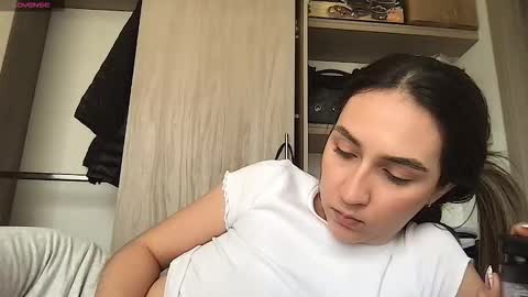 Snapshot of liahrommie chatting on 02-19-26, 02:57 Amy online show from 02-19-26, 02:57