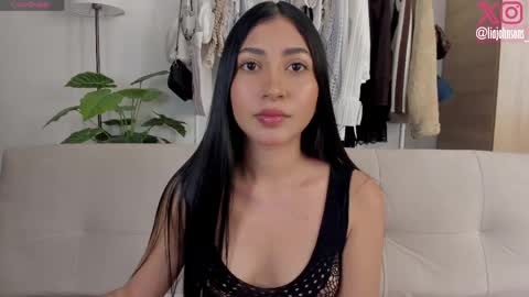 Lia Johnsons online show from 05-07-26, 01:55