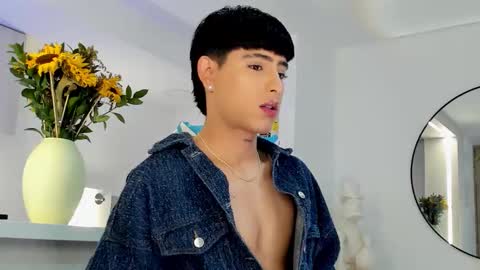 Liam online show from 10-26-25, 08:15