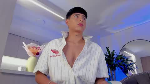 Liam online show from 02-21-26, 03:40