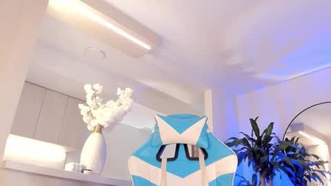 Liam online show from 03-06-26, 06:10