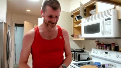 Snapshot of liam_1985 chatting on 02-20-25, 12:52 Liam online show from 02-20-25, 12:52