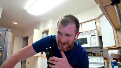 Snapshot of liam_1985 chatting on 09-13-25, 04:07 Liam online show from 09-13-25, 04:07