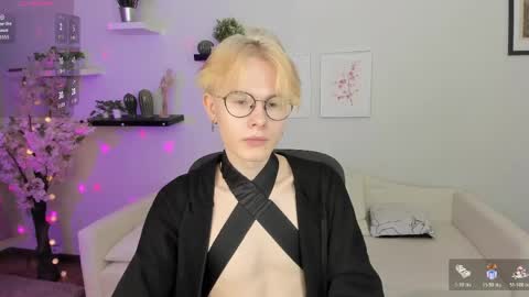 LIAM online show from 04-30-26, 05:36