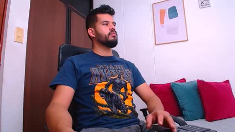 Snapshot of liam_borges chatting on 01-18-25, 04:10 liam_borges online show from 01-18-25, 04:10