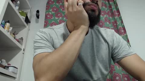 Snapshot of liam_borges chatting on 03-10-25, 12:18 liam_borges online show from 03-10-25, 12:18
