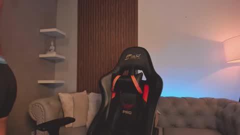 Liam Collins online show from 02-21-26, 11:55