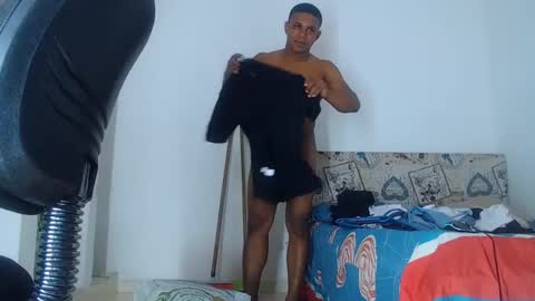Snapshot of liam_igor chatting on 10-12-25, 03:55 liam online show from 10-12-25, 03:55