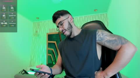 LIAM KLEIN online show from 11-26-25, 11:11