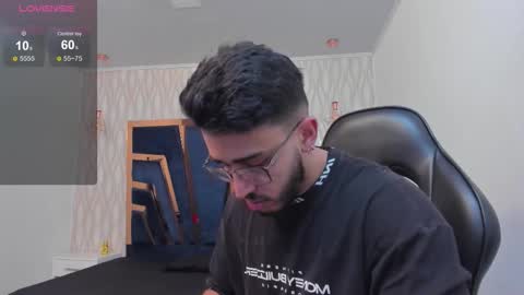 LIAM KLEIN online show from 12-22-25, 11:29