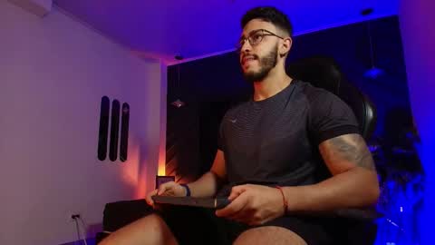 LIAM KLEIN online show from 04-28-26, 11:15