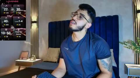 LIAM KLEIN online show from 07-18-26, 11:03
