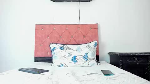 Snapshot of liam_saint chatting on 01-07-26, 12:07 Call me Lian online show from 01-07-26, 12:07