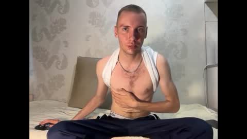 Snapshot of liam_shadow chatting on 06-25-26, 12:42 Liam Shadow online show from 06-25-26, 12:42
