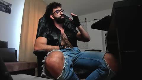 Liam online show from 02-28-26, 07:20