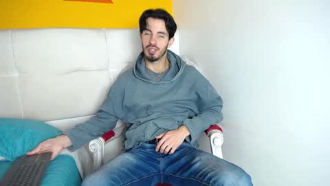 Snapshot of liamluxe chatting on 12-12-24, 12:12 LiamLuxe online show from 12-12-24, 12:12