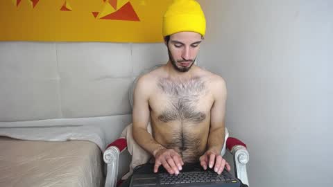Snapshot of liamluxe chatting on 01-02-25, 03:08 LiamLuxe online show from 01-02-25, 03:08
