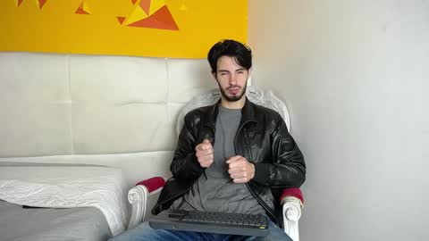 Snapshot of liamluxe chatting on 01-03-25, 12:08 LiamLuxe online show from 01-03-25, 12:08