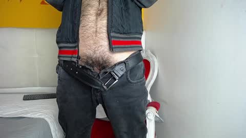Snapshot of liamluxe chatting on 01-06-25, 03:19 LiamLuxe online show from 01-06-25, 03:19