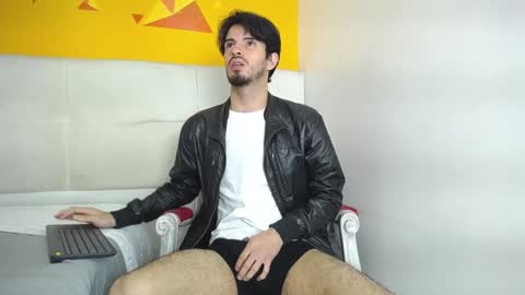 Snapshot of liamluxe chatting on 01-17-25, 03:43 LiamLuxe online show from 01-17-25, 03:43