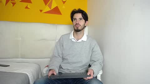Snapshot of liamluxe chatting on 01-28-25, 12:32 LiamLuxe online show from 01-28-25, 12:32
