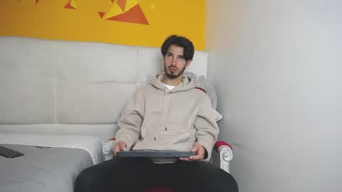 Snapshot of liamluxe chatting on 01-30-25, 12:16 LiamLuxe online show from 01-30-25, 12:16
