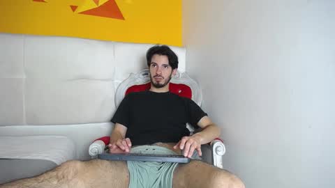 Snapshot of liamluxe chatting on 02-01-25, 03:39 LiamLuxe online show from 02-01-25, 03:39