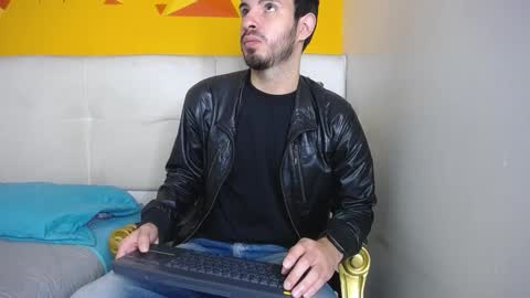 Snapshot of liamluxe chatting on 10-01-25, 01:06 LiamLuxe online show from 10-01-25, 01:06