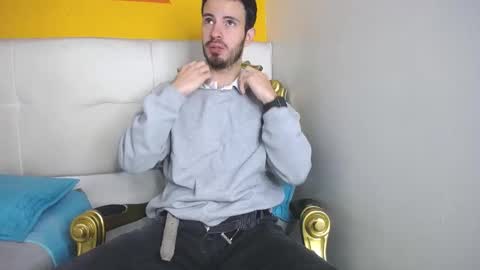 Snapshot of liamluxe chatting on 10-02-25, 01:29 LiamLuxe online show from 10-02-25, 01:29