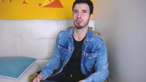 Snapshot of liamluxe chatting on 10-04-25, 01:31 LiamLuxe online show from 10-04-25, 01:31