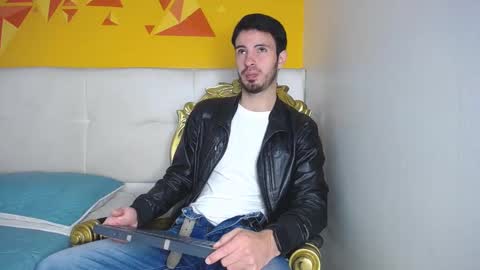 Snapshot of liamluxe chatting on 10-07-25, 01:19 LiamLuxe online show from 10-07-25, 01:19