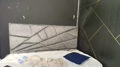 L I A M O N R O E online show from 10-28-25, 03:25