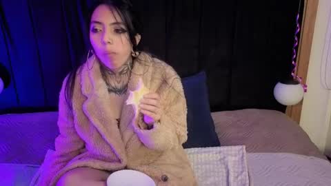 L I A M O N R O E online show from 06-04-26, 12:11