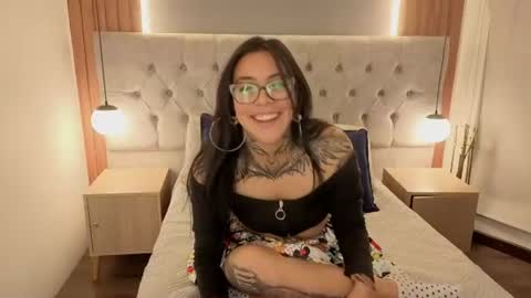 L I A M O N R O E online show from 06-13-26, 07:23