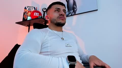 liam online show from 02-06-25, 10:26