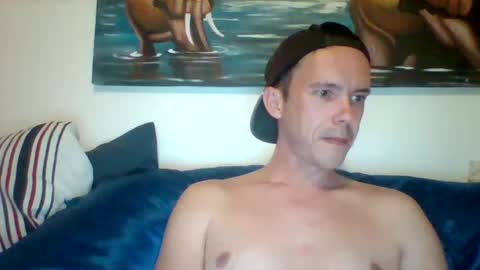 LiamRose online show from 01-18-26, 07:06