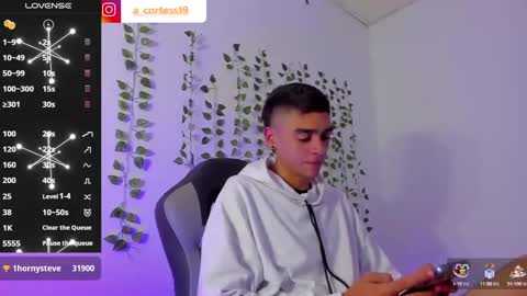 Snapshot of lian_23_ chatting on 01-21-25, 03:21 online show from 01-21-25, 03:21