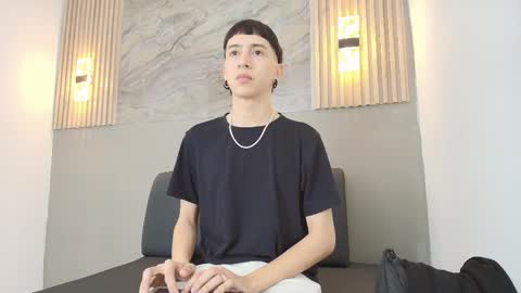 Snapshot of lian_cameron chatting on 01-06-26, 03:32 lian_cameron online show from 01-06-26, 03:32