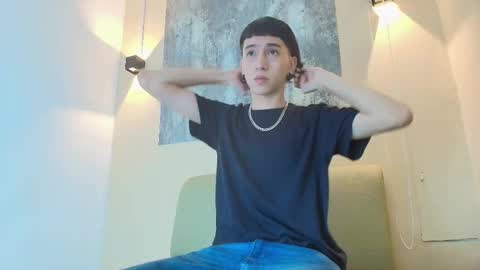 Snapshot of lian_cameron chatting on 01-08-26, 03:20 lian_cameron online show from 01-08-26, 03:20