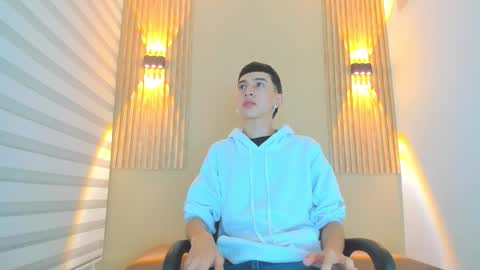 Snapshot of lian_cameron chatting on 02-03-26, 03:59 lian_cameron online show from 02-03-26, 03:59