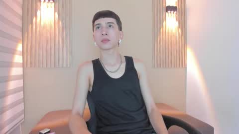 Snapshot of lian_cameron chatting on 02-12-26, 03:45 lian_cameron online show from 02-12-26, 03:45