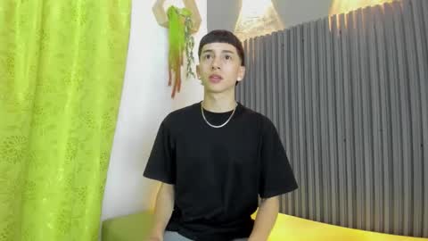 Snapshot of lian_cameron chatting on 03-03-26, 04:07 lian_cameron online show from 03-03-26, 04:07