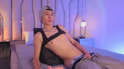 lian_cameron online show from 06-27-26, 04:28
