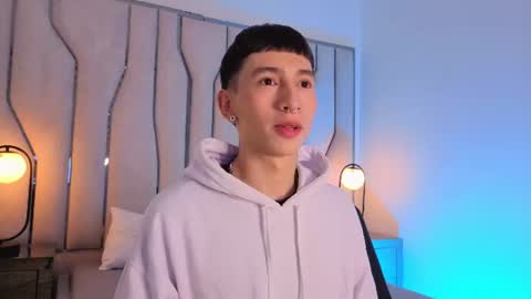 lian_cameron online show from 07-08-26, 03:44