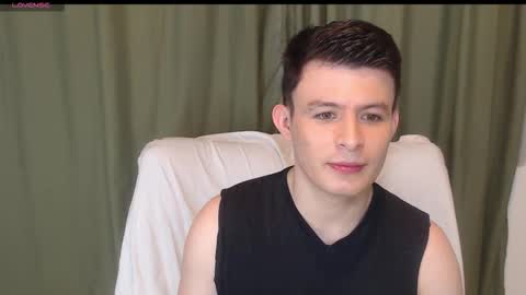 Snapshot of lian_eathan chatting on 11-13-25, 09:47 lian_eathan online show from 11-13-25, 09:47