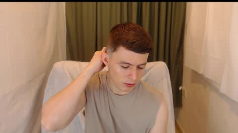 Snapshot of lian_eathan chatting on 11-29-25, 06:00 lian_eathan online show from 11-29-25, 06:00