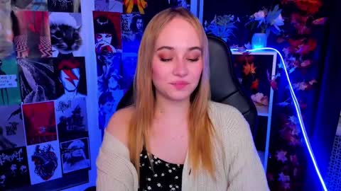 Liana online show from 12-06-24, 02:02