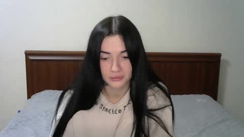 liana_diva online show from 01-25-25, 05:51